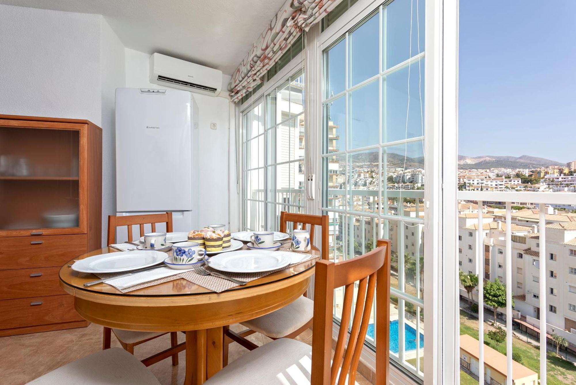 Apartamento Con Vistas Al Mar En ベナルマデナ エクステリア 写真